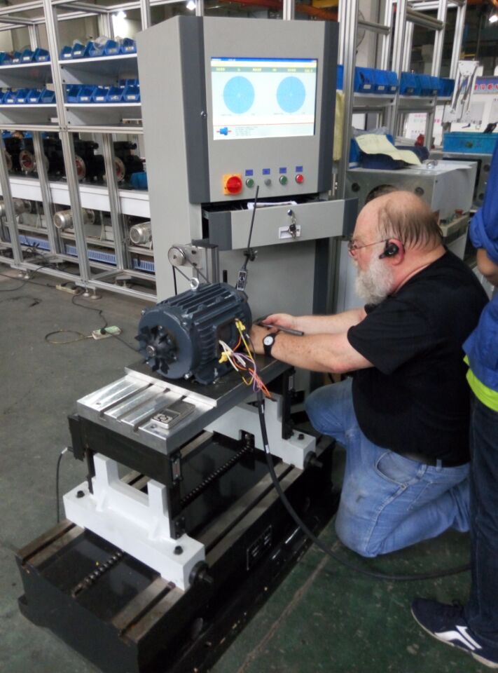 通用動平衡機使用前必須進行定標